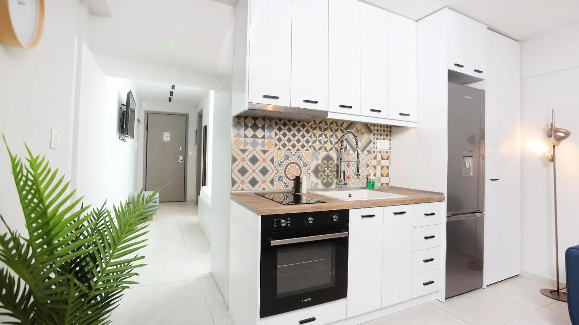 Orange Downtown Apartment Tessalónica